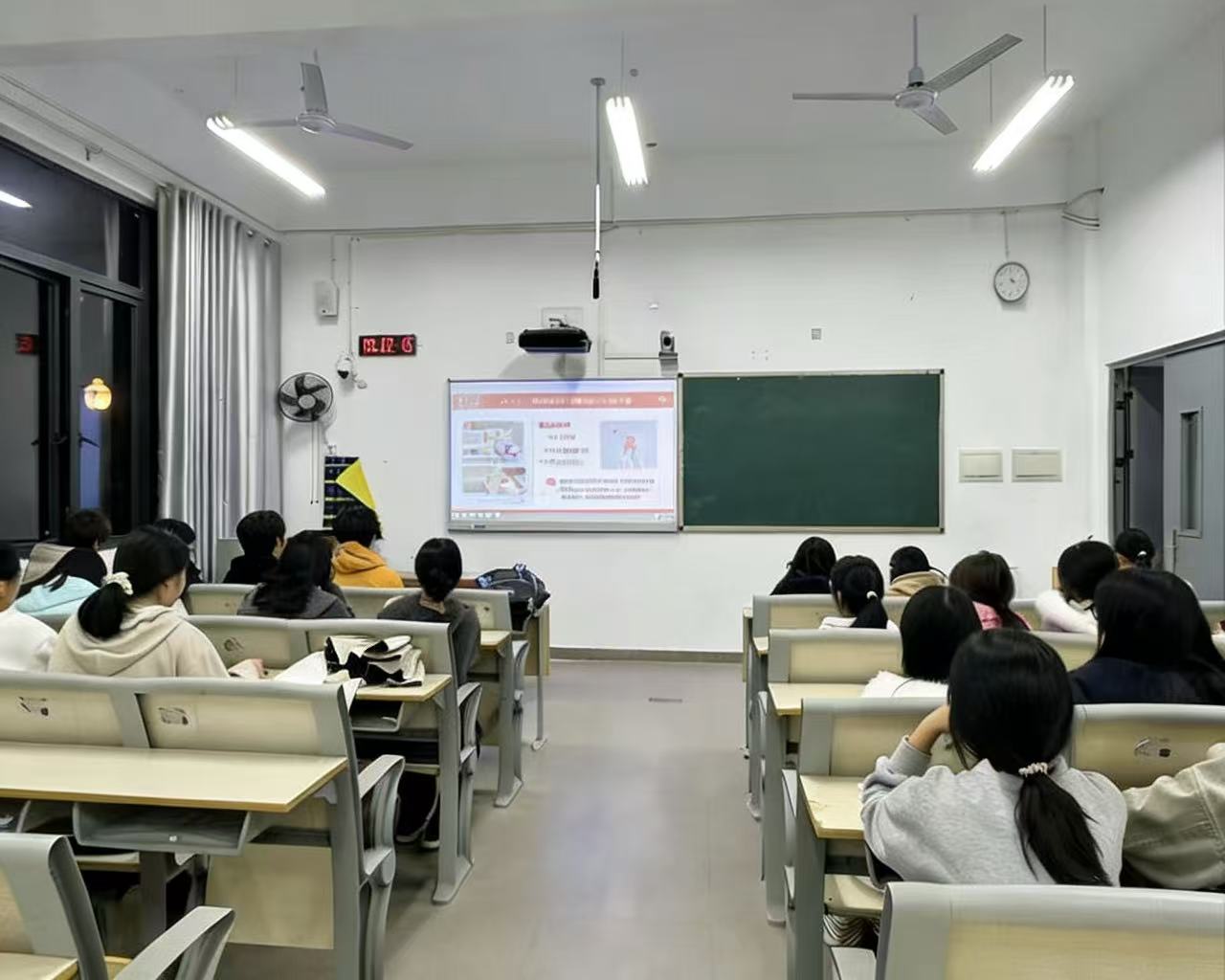 25文物修复与保护2班